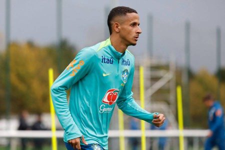 Luciano Juba fica fora da lista final da Seleção Brasileira para a Copa do Mundo de 2026