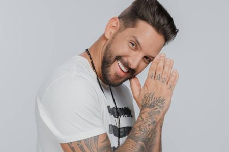 Felipe Pezzoni anuncia saída da Banda EVA após 14 anos: “Meu coração vai ser EVA para sempre”