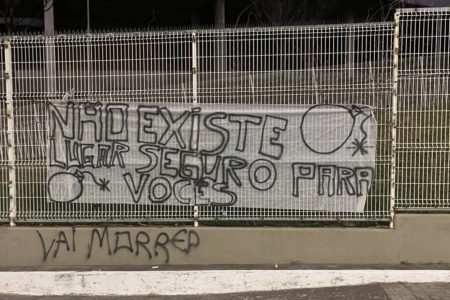 Faixas de ameaças são espalhadas no entorno da Arena Fonte Nova: “Não existe lugar seguro para vocês”