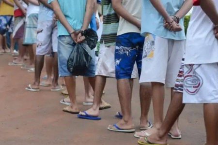 Câmara retoma discussão sobre redução da maioridade penal para 16 anos