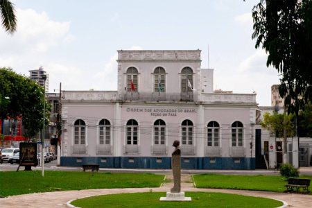 OAB suspende advogadas por suposta manipulação de IA em processo trabalhista