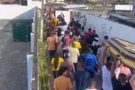 Comoção marca sepultamento de Zau O Pássaro em Conceição do Almeida