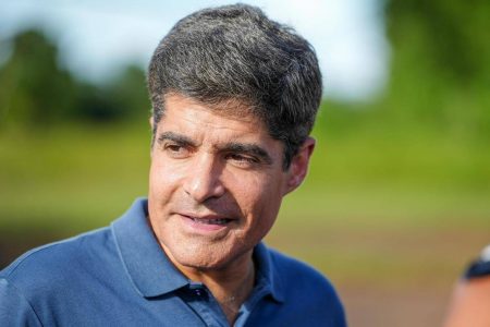 ACM Neto acusa Jerônimo Rodrigues de se esconder do debate e desafia governador
