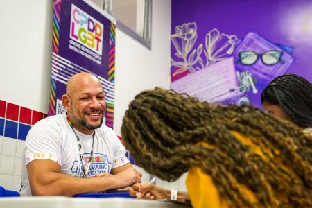 Caravana da Diversidade leva serviços gratuitos à população LGBTQIAPN+ em Salvador nos dias 27 e 28 de maio