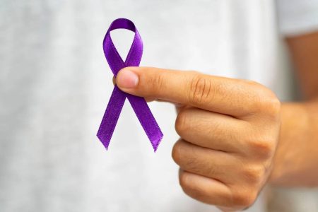 Maio Roxo alerta para diagnóstico precoce das Doenças Inflamatórias Intestinais