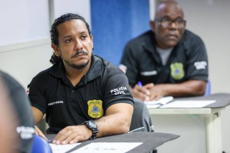Investigadores participam de treinamento especializado em armamentos na Bahia