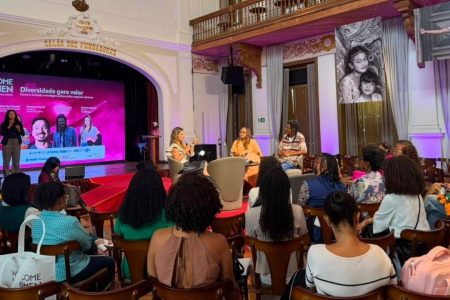 Confira a programação do Welcome Women Forum 2026, evento que tem foco em liderança feminina e impacto social