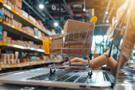 Nova regra para trabalho em feriados entra em vigor e altera funcionamento do comércio