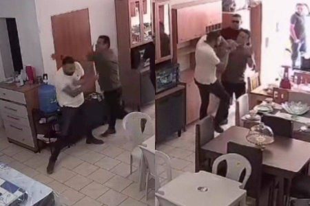 Vídeo mostra prefeito de Correntina agredindo vereador dentro de loja no oeste da Bahia