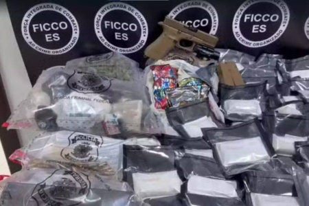 Apreensão de R$ 300 mil com gari leva polícia a chefe de facção e esquema milionário entre Bahia e Espírito Santo