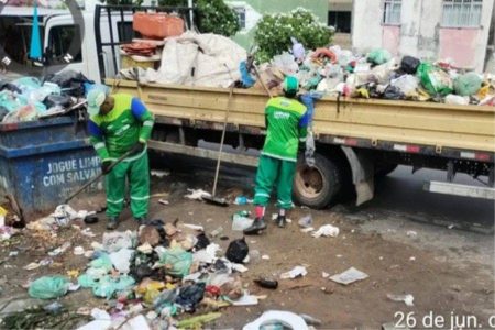 Coleta de lixo em Salvador deve ser normalizada até sábado, diz Limpurb