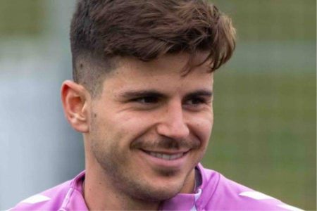 Bahia negocia com zagueiro espanhol ex-Atlético de Madrid para reforçar o elenco