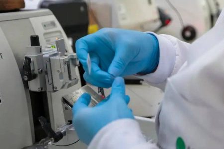 SUS passa a oferecer nova terapia para pacientes com leucemia mieloide aguda