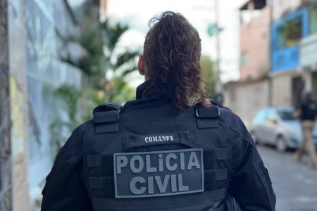 Homem é preso por agredir mãe idosa em Alagoinhas