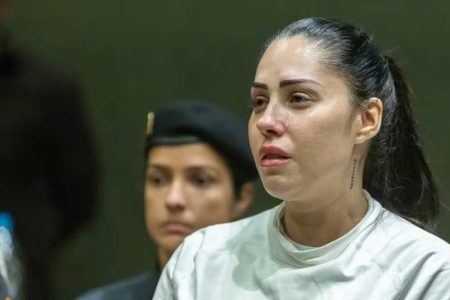 Monique Medeiros é solta após perdão judicial no caso Henry Borel