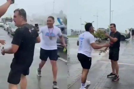 Torcedor do Bahia joga cerveja em presidente do Vitória durante corrida da Bamor