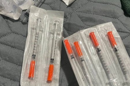 Operação mira venda ilegal de canetas emagrecedoras e apreende medicamentos na Bahia