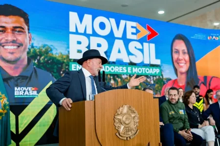 Lula diz que finalizou tratamento contra câncer de pele: “Estou bem e feliz”