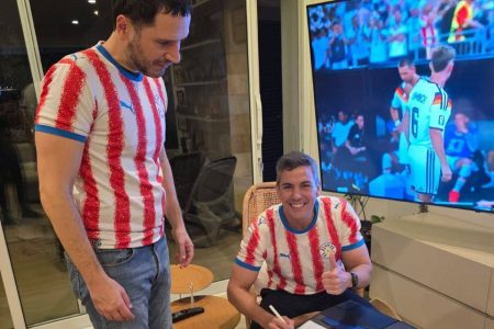 Presidente do Paraguai decreta feriado nacional após seleção eliminar Alemanha na Copa do Mundo