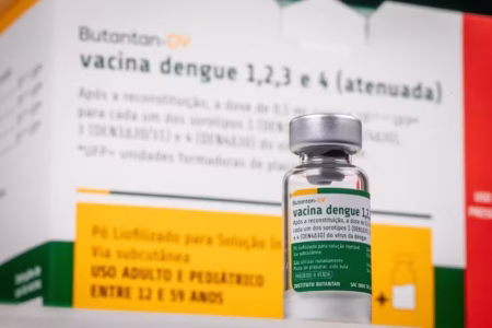 Governo suspende vacina da dengue do Butantan após duas mortes suspeitas