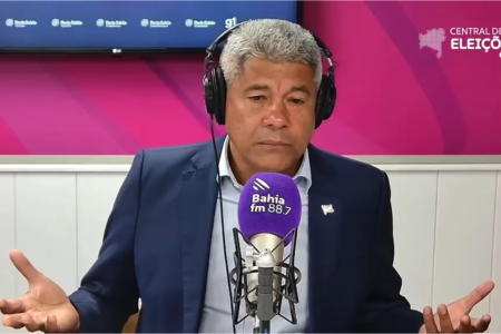 Jerônimo Todrigues volta a responsabilizar prefeitos por fila da regulação