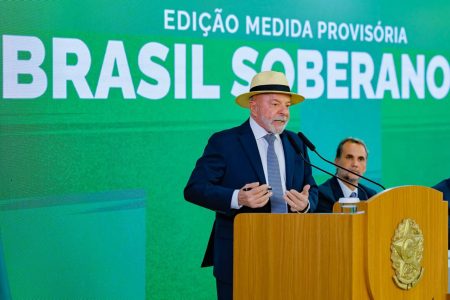 Lula sobre o novo tarifaço dos EUA: “Há males que vêm para o bem”