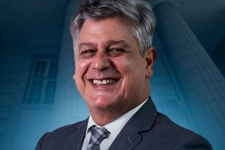 Lula nomeia advogado Marcos Rhem para o TRT