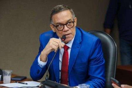 Deputado critica Jerônimo após interdição da BR-324: “Cadê a parceria com Lula?”