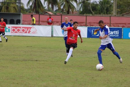 Jogador da Copa 2 de Julho Sub-15 tem pertences furtados durante partida em Salvador