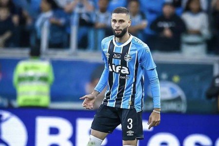 Vitória e Grêmio encerram negociação por Wagner Leonardo