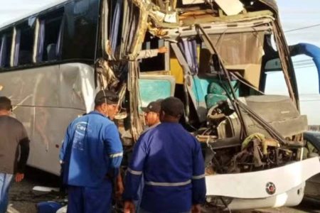 Acidente na Via Parafuso deixa 17 trabalhadores terceirizados da BYD feridos
