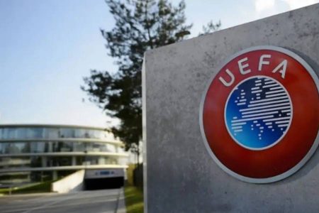 Uefa anuncia boicote a torneios da Fifa e exige retirada de proposta sobre venda de ações
