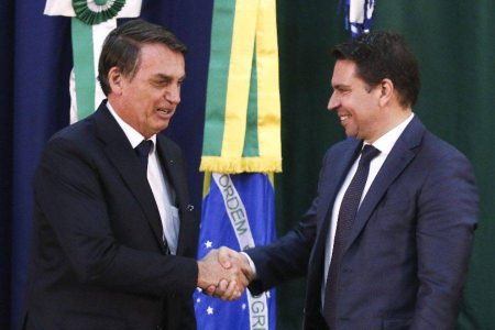 Moraes arquiva caso da “Abin Paralela” contra Bolsonaro e Ramagem; Carlos vai à 1ª instância