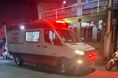 Homem é esfaqueado na porta de casa no interior da Bahia