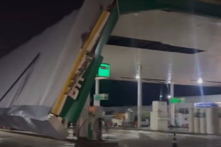Defesa Civil emite alerta para temporais em Eunápolis; chuva causou destruição