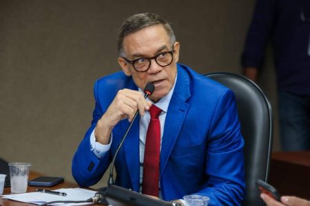 “Problema do PT da Bahia é com mulher”, diz Luciano Ribeiro após situações envolvendo Jerônimo e Rui Costa