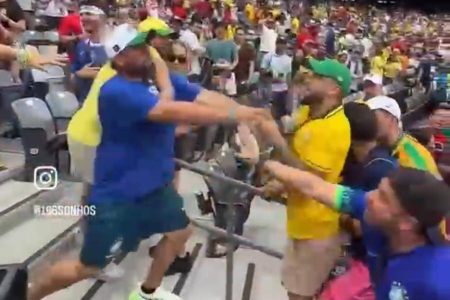 Torcedores do Brasil brigam nas arquibancadas após eliminação na Copa do Mundo