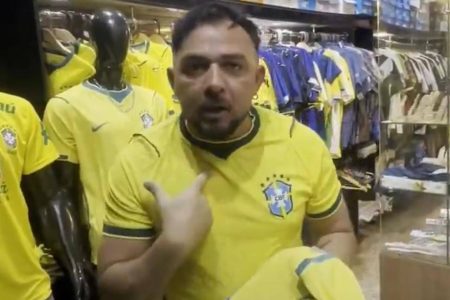 Comerciante fica revoltado com prejuízo após eliminação do Brasil: “Quem vai pagar isso?”