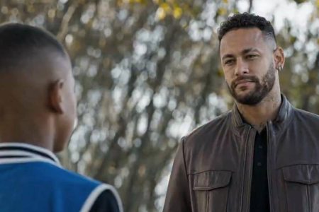 Vídeo de IA com versões de Neymar sugere ao jogador participar da Copa de 2030