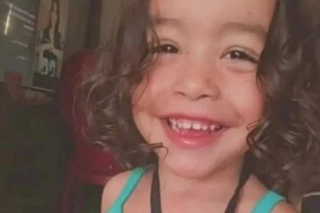 Morte de criança em Murici é investigada após relatos de desnutrição e infestação de piolhos