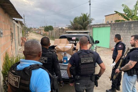Polícia Civil desarticula laboratório de drogas e apreende 25 kg de cocaína em Eunápolis