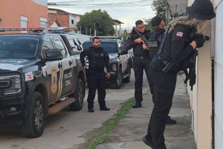 Operação mira suspeitos de cobrar mais de R$ 100 mil por empréstimo de R$ 6 mil na Bahia