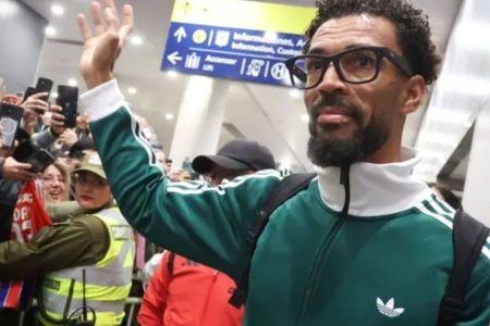 Vozinha desembarca no Chile e inicia trajetória no Colo-Colo