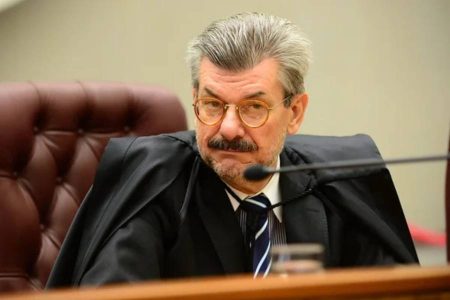 STJ condena ministro Marco Buzzi por importunação sexual em processo disciplinar