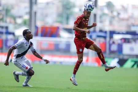 Vasco não vence o Bahia em Salvador desde a reinauguração da Fonte Nova