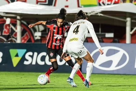 Vitória é rebaixado no Brasileirão Feminino após derrota para o Santos no Barradão