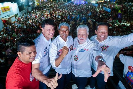 Durante comício em Itaberaba, Jerônimo fala sobre o fim da escala 6×1