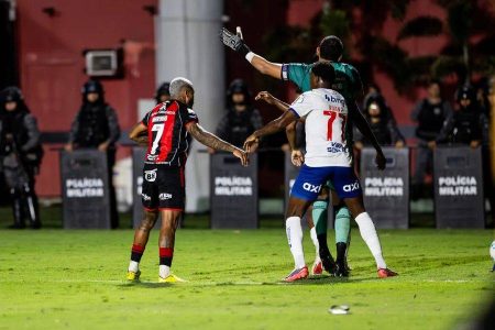 Confusão no BaVi: Cacá é suspenso, Marinho advertido e Jean Lucas absolvido