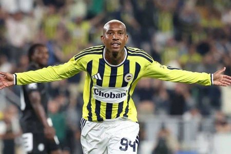 Talisca pode deixar Fenerbahçe poucos meses após renovar contrato