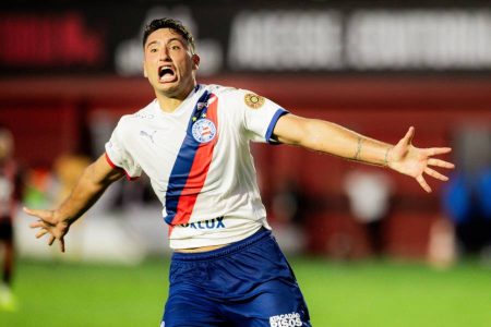 Bahia vence o Vitória no Barradão, quebra tabu histórico e termina o ano invicto contra o rival